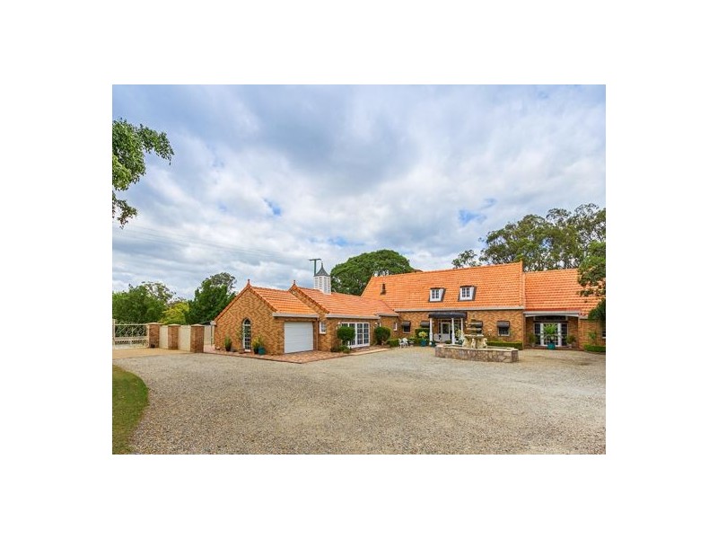 31 Skinners Rd, Carbrook QLD 4130