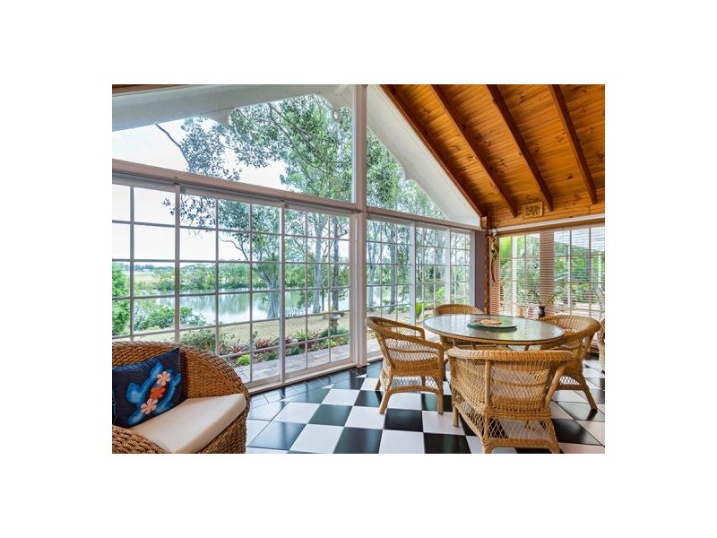 31 Skinners Rd, Carbrook QLD 4130