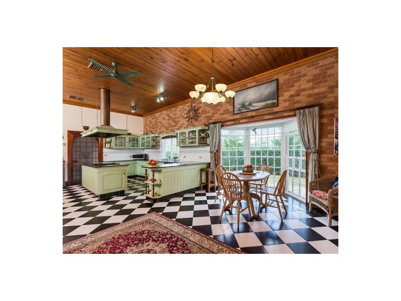 31 Skinners Rd, Carbrook QLD 4130