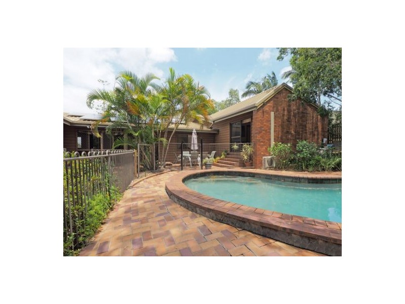 8 Celandine St, Shailer Park QLD 4128