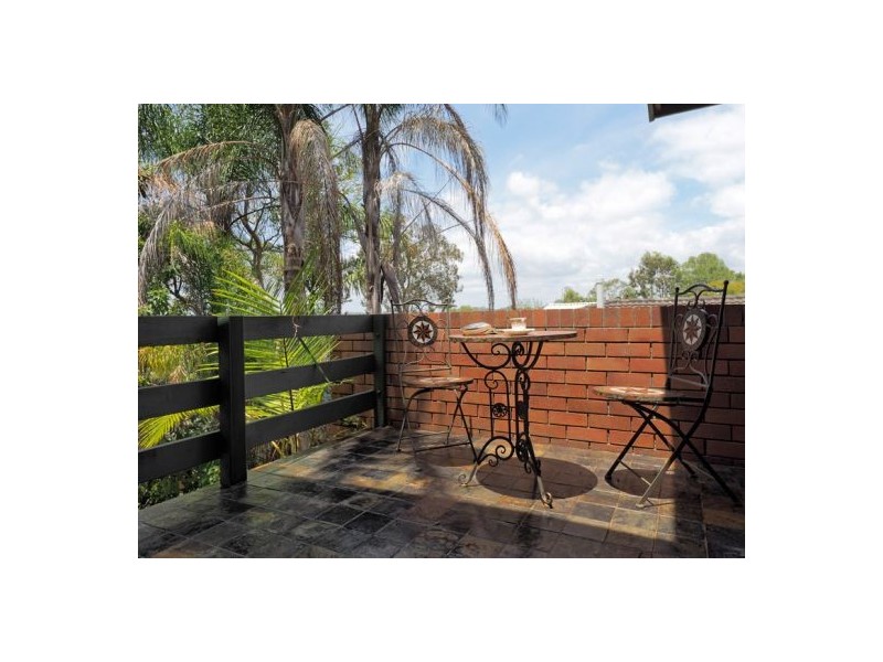 8 Celandine St, Shailer Park QLD 4128