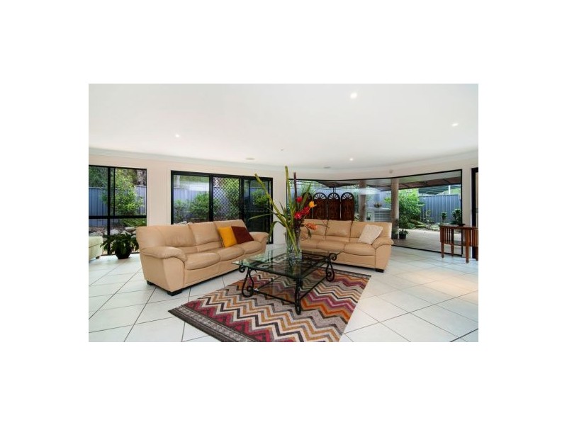 11 Burnier Court, Shailer Park QLD 4128