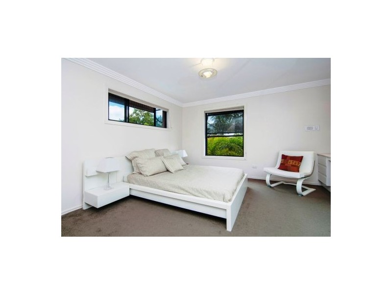 11 Burnier Court, Shailer Park QLD 4128
