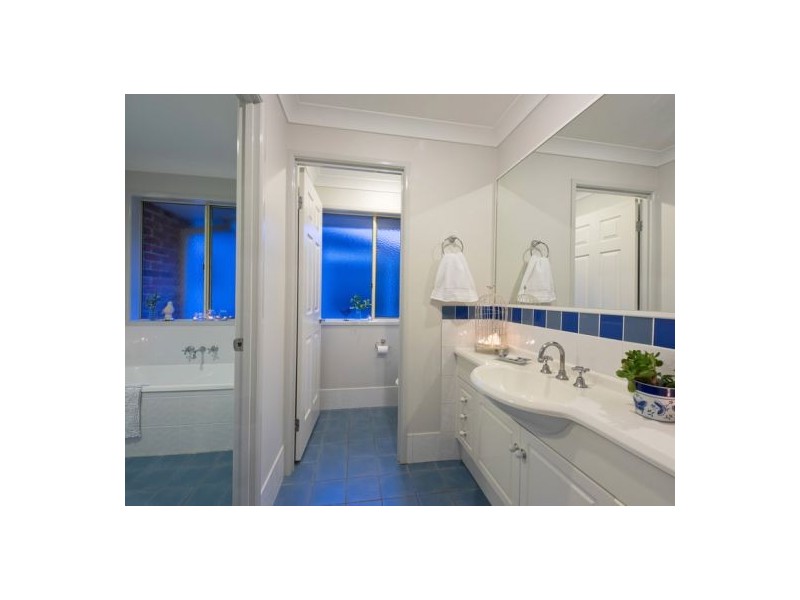 26 Riviera Court, Cornubia QLD 4130