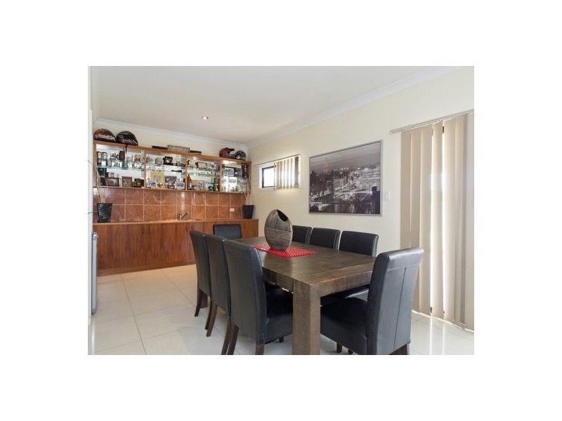 32 Lockyer Place, Crestmead QLD 4132