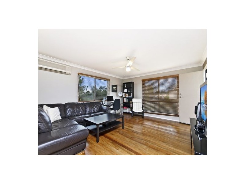 27 Short Street, Loganlea QLD 4131