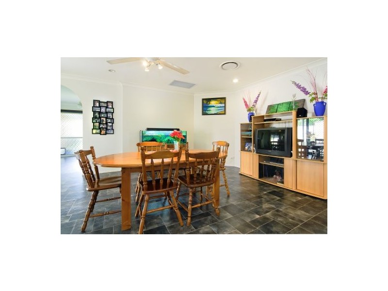 7 Leawarra Drive, Loganholme QLD 4129