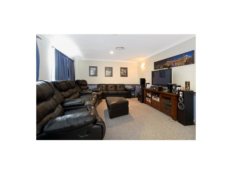 7 Leawarra Drive, Loganholme QLD 4129