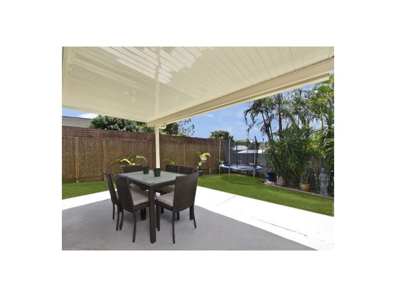 1 Pelewan Court, Tanah Merah QLD 4128