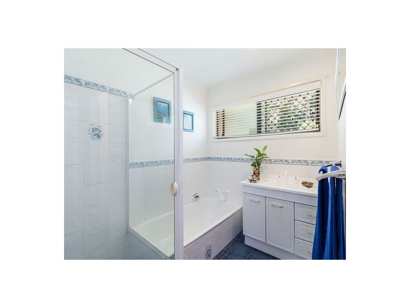 27 Narcamus Crescent, Shailer Park QLD 4128