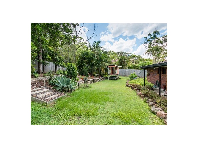 27 Narcamus Crescent, Shailer Park QLD 4128