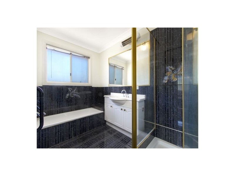 11 Loffs Road, Loganholme QLD 4129