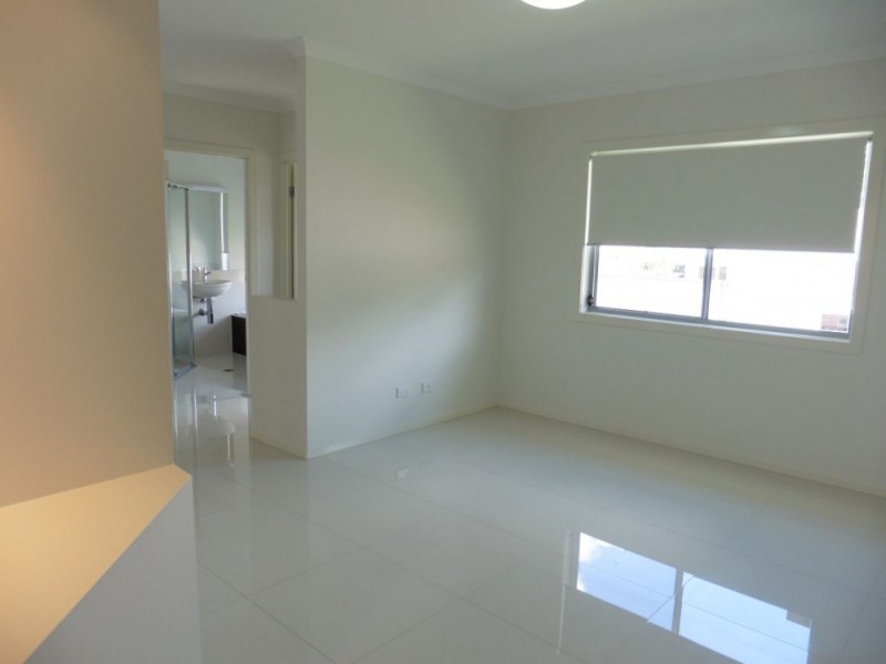 9 – 11 Vincent Street, Cornubia QLD 4130