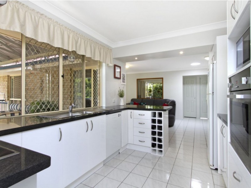 16 Charnley Court, Shailer Park QLD 4128