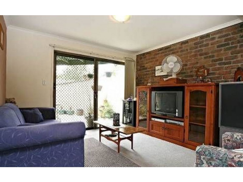 2/19 CHATSWOOD ROAD, Daisy Hill QLD 4127