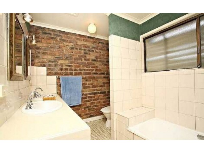 2/19 CHATSWOOD ROAD, Daisy Hill QLD 4127