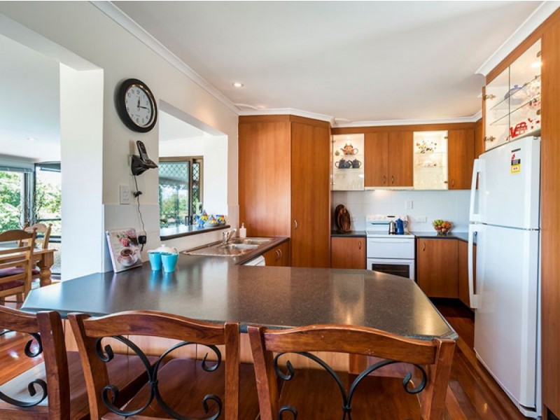 29 Raelene Terrace, Springwood QLD 4127