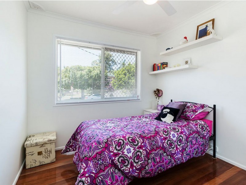 29 Raelene Terrace, Springwood QLD 4127