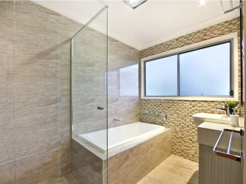 33B Yarabah Crescent, Shailer Park QLD 4128