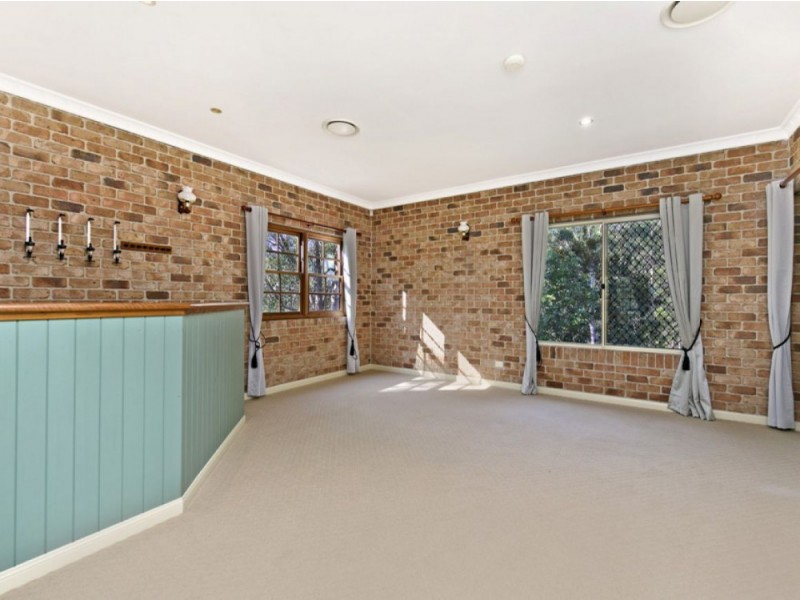 4 Mangaroon Court, Shailer Park QLD 4128