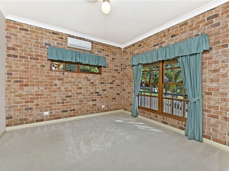 4 Mangaroon Court, Shailer Park QLD 4128