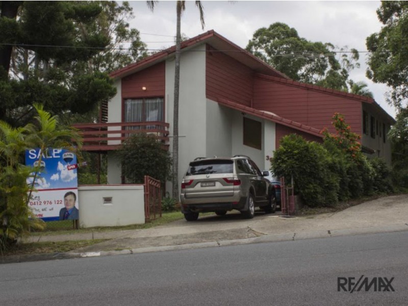 36 Dennis Road, Springwood QLD 4127