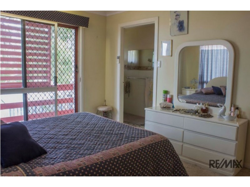36 Dennis Road, Springwood QLD 4127