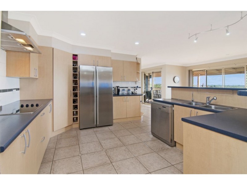 14 Sundar Crescent, Tanah Merah QLD 4128