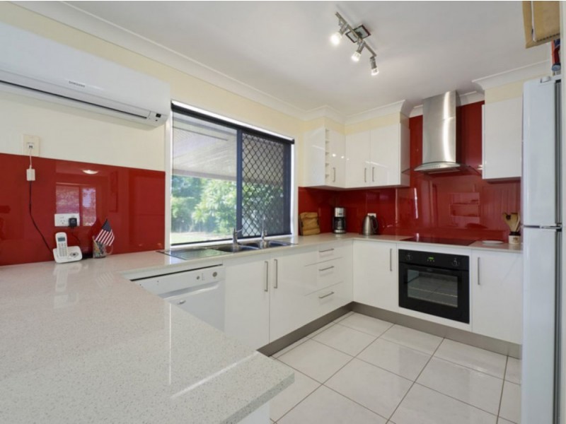 25 Edinburgh Drive, Bethania QLD 4205