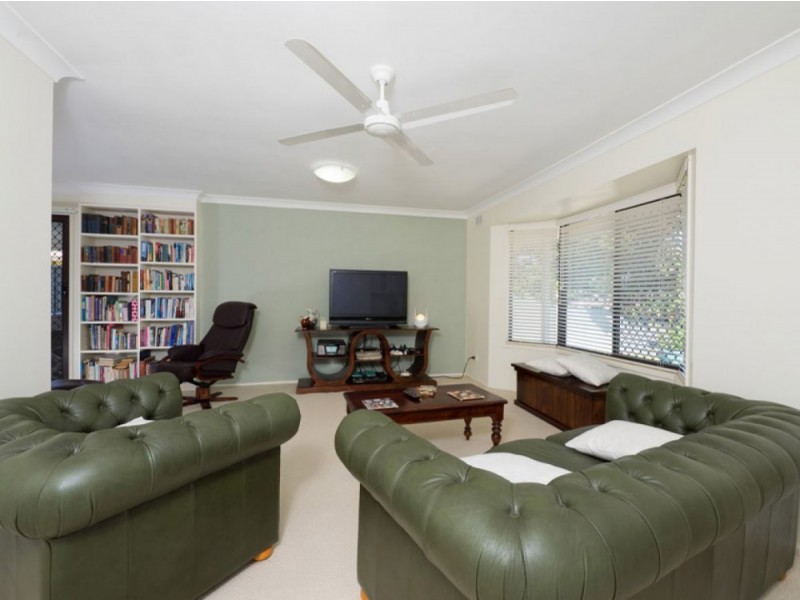 25 Edinburgh Drive, Bethania QLD 4205