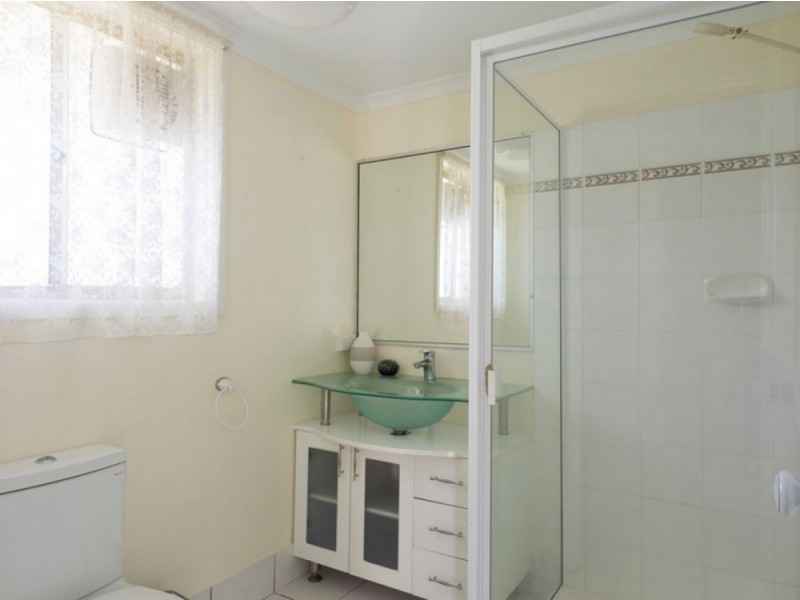 10 Bayview Drive, Tanah Merah QLD 4128