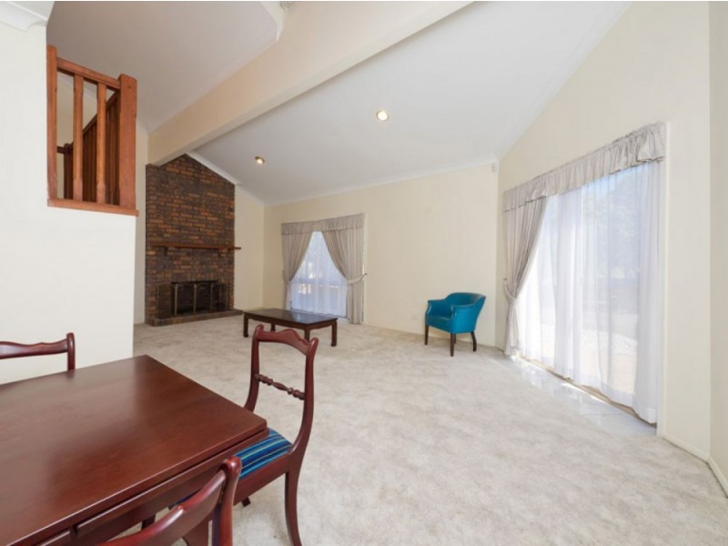 10 Bayview Drive, Tanah Merah QLD 4128