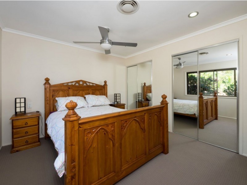 10 Blackthorn Crescent, Shailer Park QLD 4128