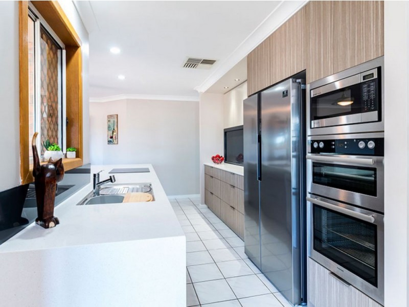 4 Kabang Court, Tanah Merah QLD 4128