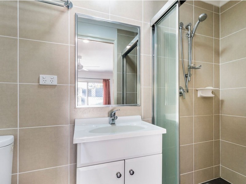 4 Kabang Court, Tanah Merah QLD 4128