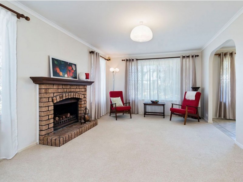 4 Warnambul Road, Shailer Park QLD 4128