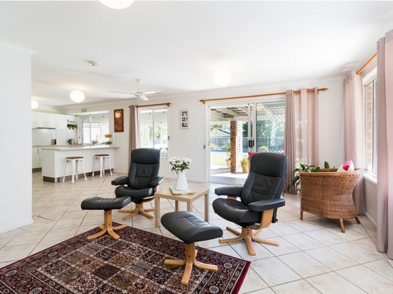 4 Warnambul Road, Shailer Park QLD 4128