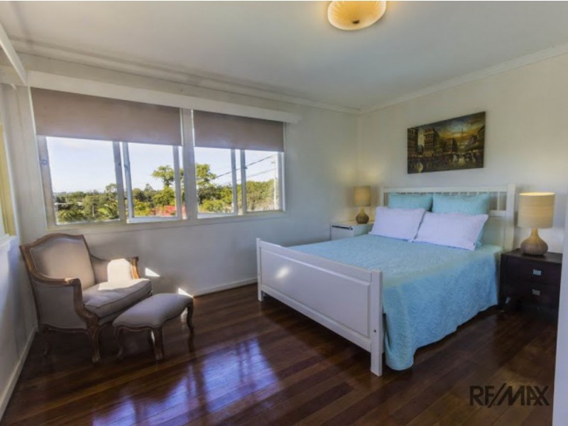 9 Merring Street, Oxley QLD 4075