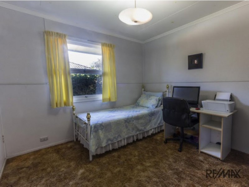 9 Merring Street, Oxley QLD 4075