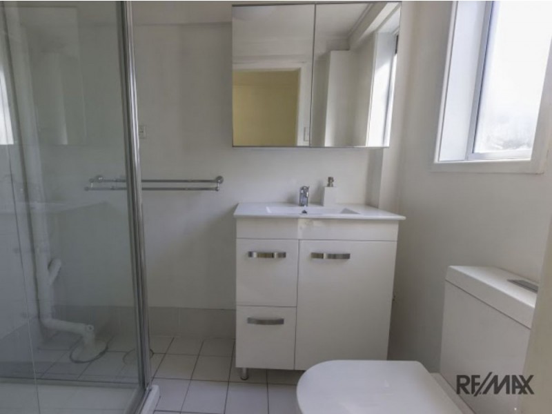 9 Merring Street, Oxley QLD 4075