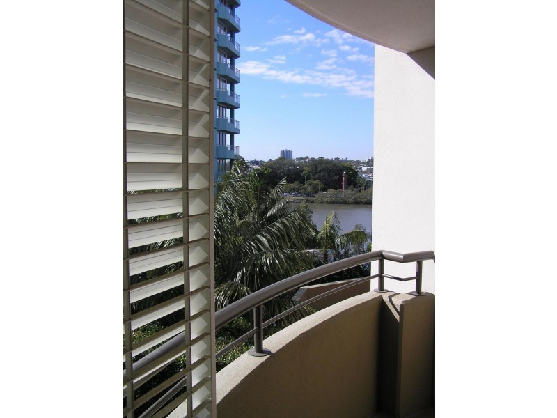 9/66 Dunmore Terrace, Auchenflower QLD 4066