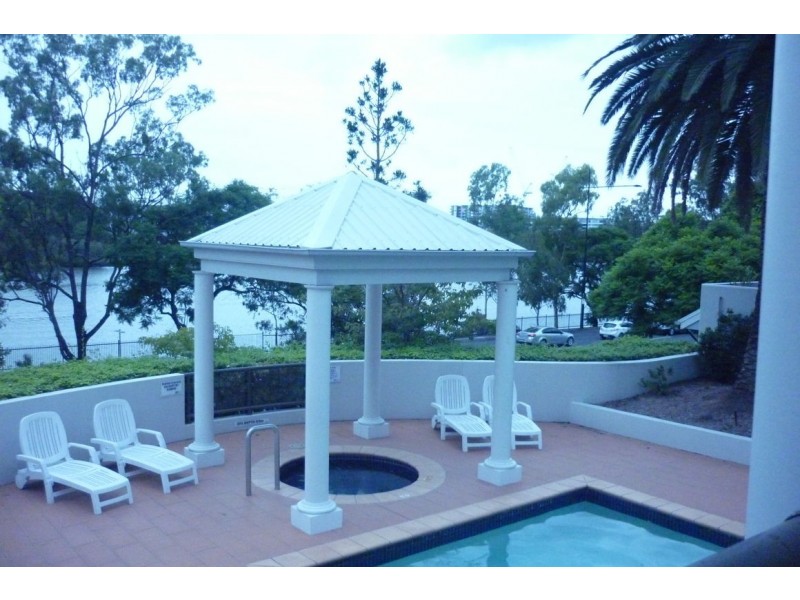 9/66 Dunmore Terrace, Auchenflower QLD 4066