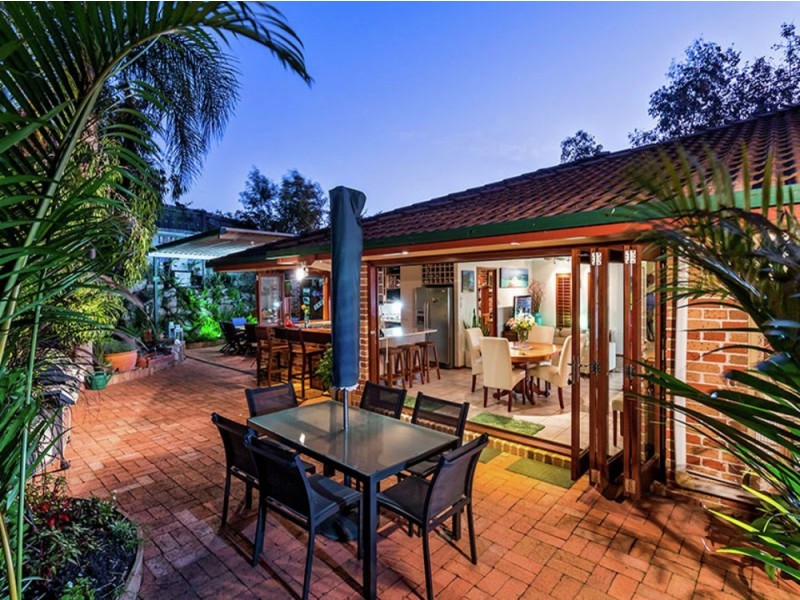1 Tivoli Court, Rochedale South QLD 4123