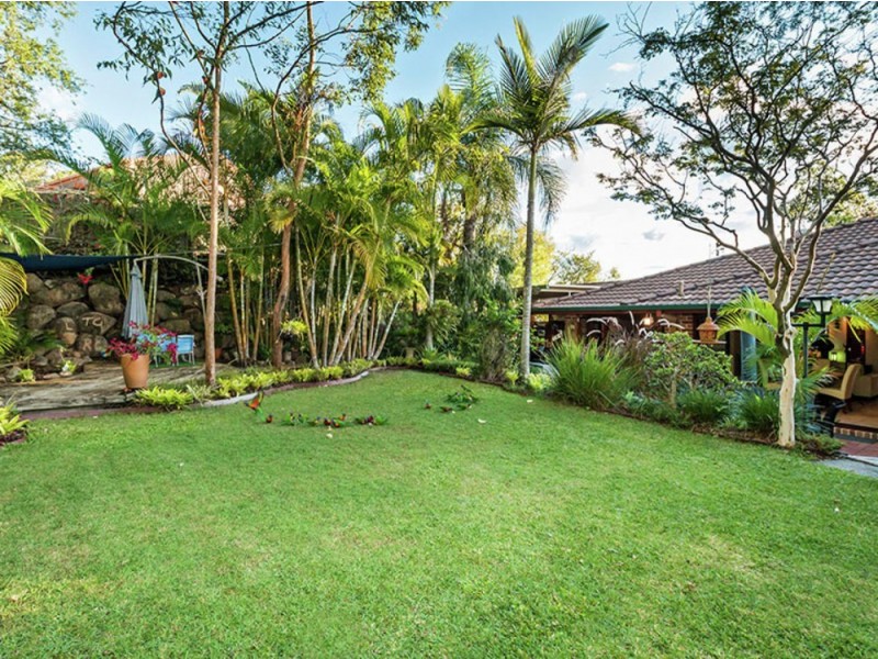 1 Tivoli Court, Rochedale South QLD 4123