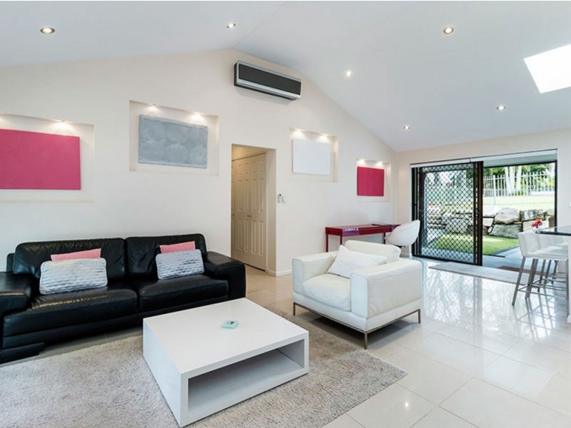 12 Warnambul Road, Shailer Park QLD 4128