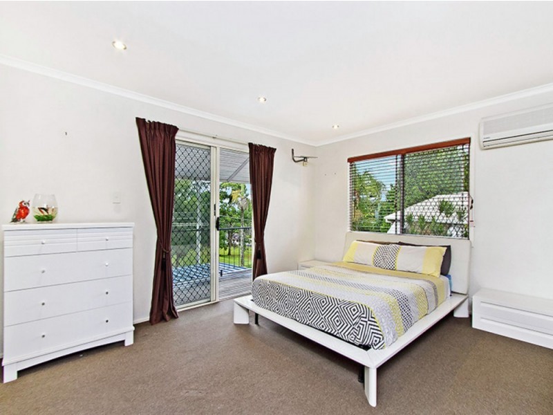 10 Azalea Avenue, Daisy Hill QLD 4127
