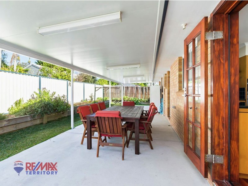54 Lobelia Ave, Daisy Hill QLD 4127