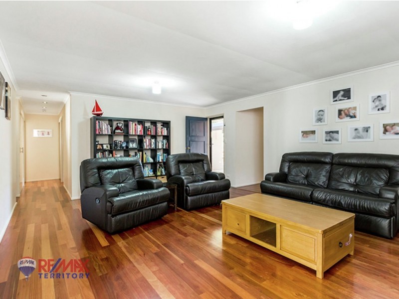 54 Lobelia Ave, Daisy Hill QLD 4127