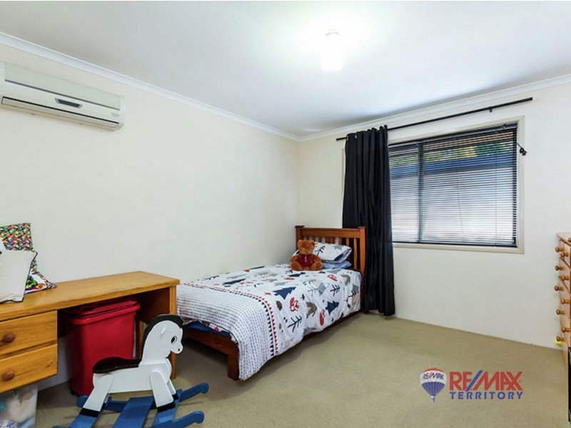 54 Lobelia Ave, Daisy Hill QLD 4127