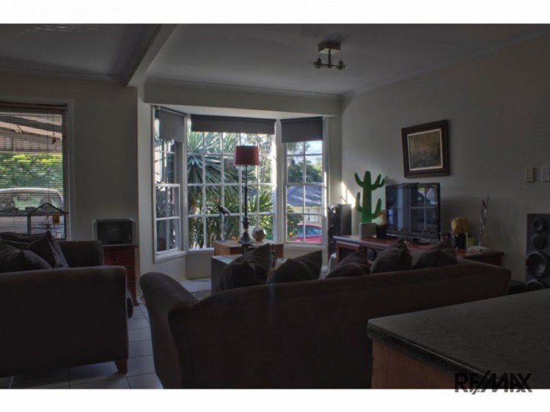 16 Sunset street, Rochedale South QLD 4123
